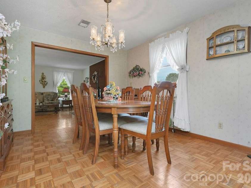 106 Flora Lina Drive, Brevard, NC 28712.  MLS# CAR4397002, YatesRealty ID 33206. 