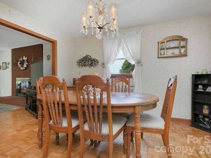 106 Flora Lina Drive, Brevard, NC 28712.  MLS# CAR4397002, YatesRealty ID 33206. 