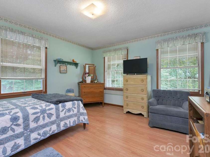 106 Flora Lina Drive, Brevard, NC 28712.  MLS# CAR4397002, YatesRealty ID 33206. 