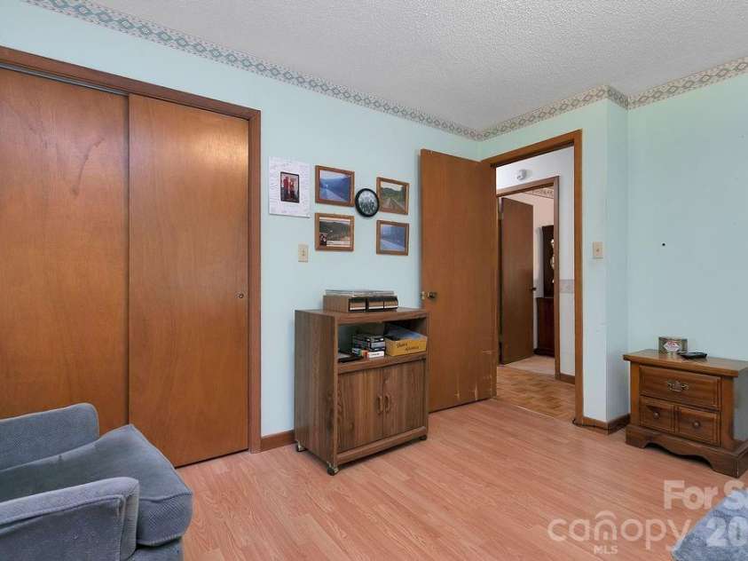 106 Flora Lina Drive, Brevard, NC 28712.  MLS# CAR4397002, YatesRealty ID 33206. 