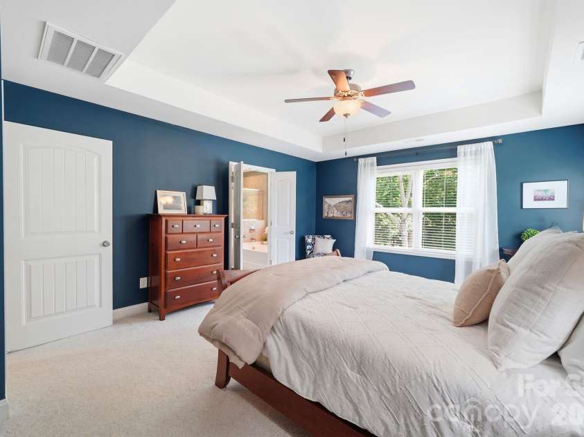 21904 Torrence Chapel Road, Cornelius, NC 28031.  MLS# CAR4380409, YatesRealty ID 33207. 
