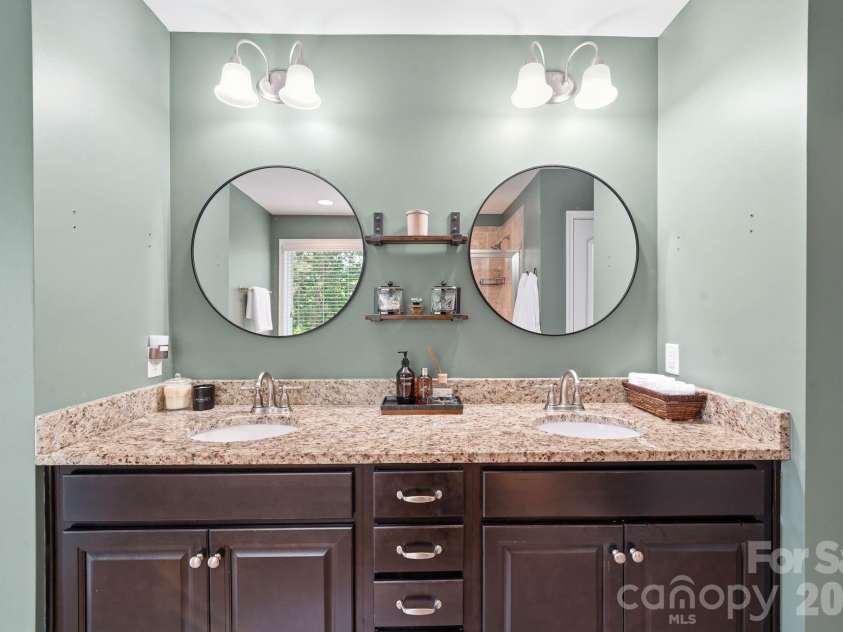 21904 Torrence Chapel Road, Cornelius, NC 28031.  MLS# CAR4380409, YatesRealty ID 33207. 