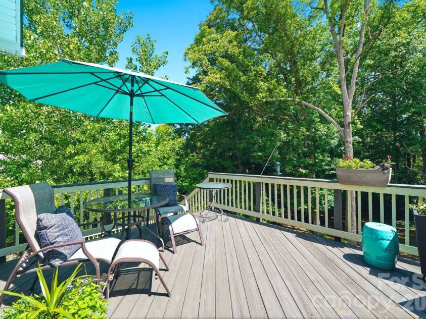 21904 Torrence Chapel Road, Cornelius, NC 28031.  MLS# CAR4380409, YatesRealty ID 33207. Deck off of Kitchen 