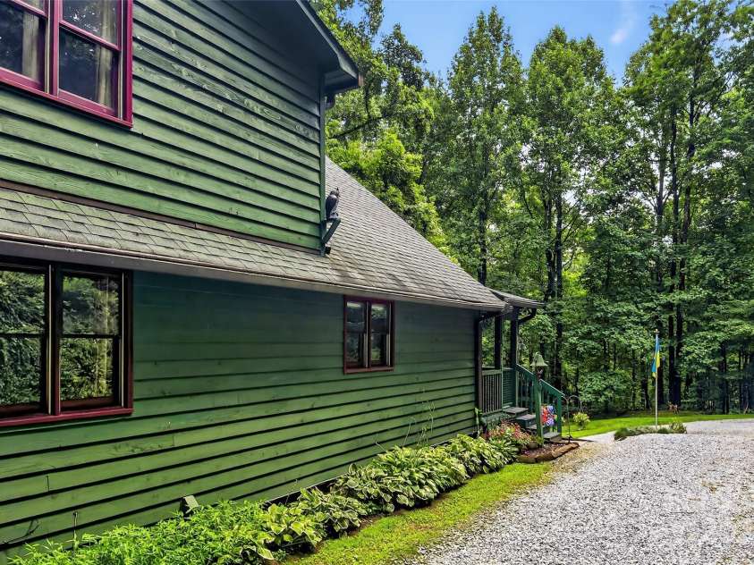 349 Quarry Trail, Old Fort, NC 28762.  MLS# CAR4291965, YatesRealty ID 33208. 