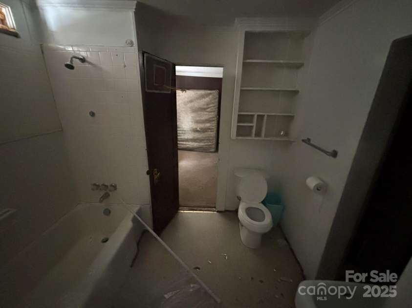 116 Ingram Street, Mount Gilead, NC 27306.  MLS# CAR4289012, YatesRealty ID 33209. 