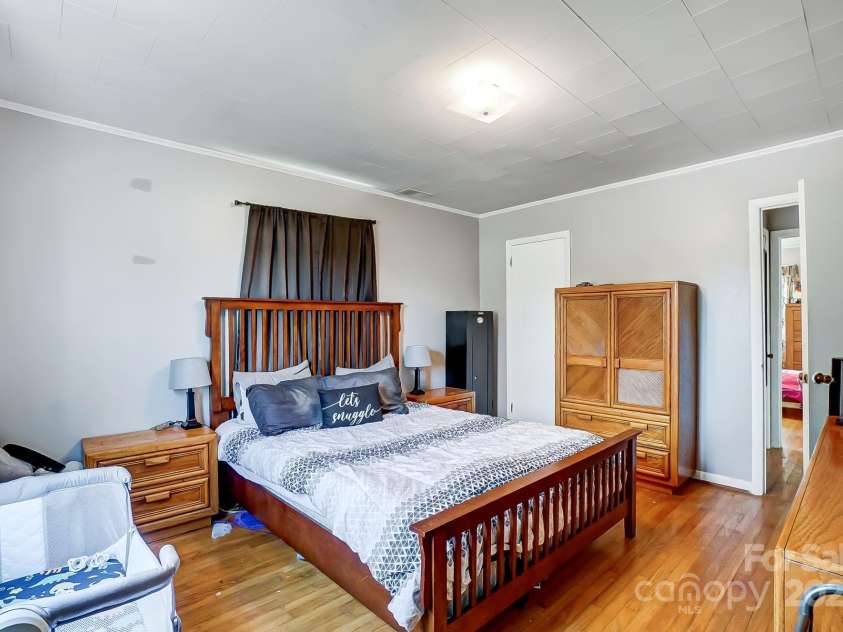 115 Abernathy Street, Mount Holly, NC 28120.  MLS# CAR4181157, YatesRealty ID 3321. Primary Bedroom