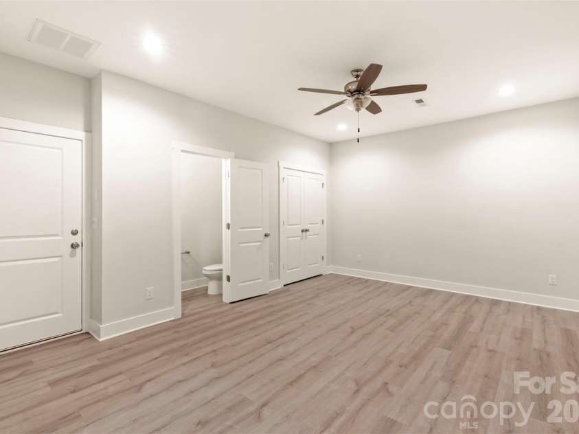 429 Nathaniel Way, Charlotte, NC 28213.  MLS# CAR4183043, YatesRealty ID 3321. 1st Floor Flex Room