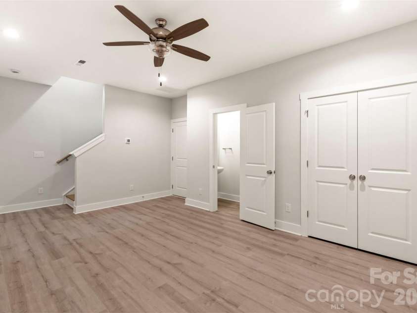 429 Nathaniel Way, Charlotte, NC 28213.  MLS# CAR4183043, YatesRealty ID 3321. 1st Floor Flex Room