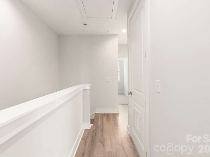429 Nathaniel Way, Charlotte, NC 28213.  MLS# CAR4183043, YatesRealty ID 3321. 3rd Floor Hallway