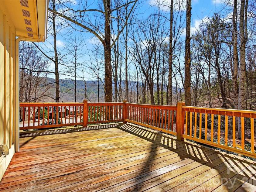 741 Blue Ridge Drive, Marion, NC 28752.  MLS# CAR4350929, YatesRealty ID 3321. 