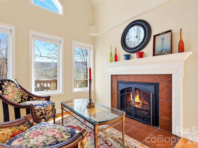 741 Blue Ridge Drive, Marion, NC 28752.  MLS# CAR4350929, YatesRealty ID 3321. 