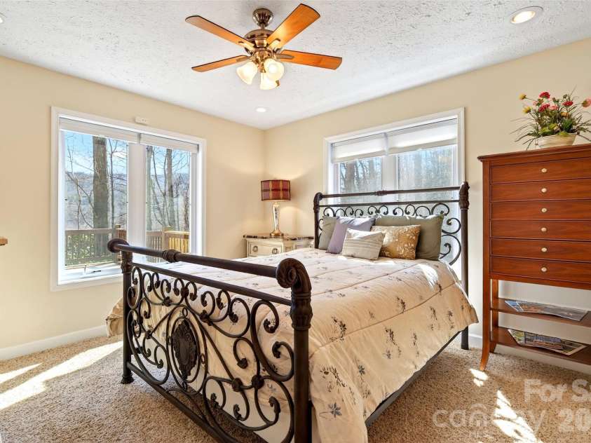 741 Blue Ridge Drive, Marion, NC 28752.  MLS# CAR4350929, YatesRealty ID 3321. 