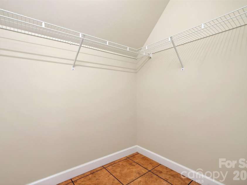 741 Blue Ridge Drive, Marion, NC 28752.  MLS# CAR4350929, YatesRealty ID 3321. 