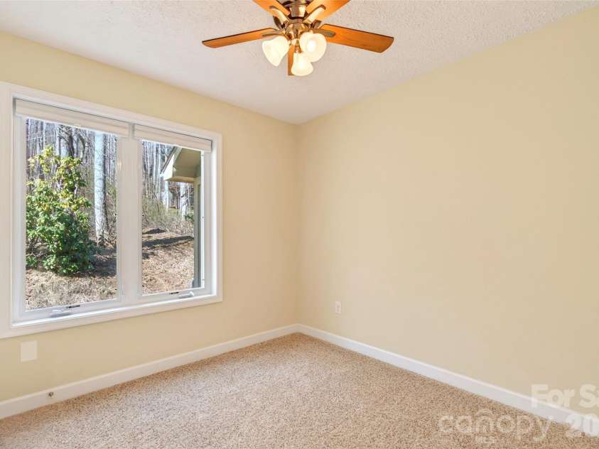741 Blue Ridge Drive, Marion, NC 28752.  MLS# CAR4350929, YatesRealty ID 3321. 