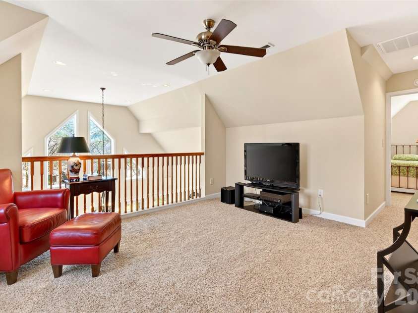 741 Blue Ridge Drive, Marion, NC 28752.  MLS# CAR4350929, YatesRealty ID 3321. 