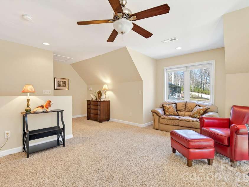 741 Blue Ridge Drive, Marion, NC 28752.  MLS# CAR4350929, YatesRealty ID 3321. 