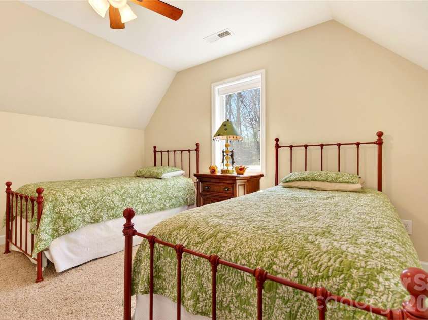 741 Blue Ridge Drive, Marion, NC 28752.  MLS# CAR4350929, YatesRealty ID 3321. 
