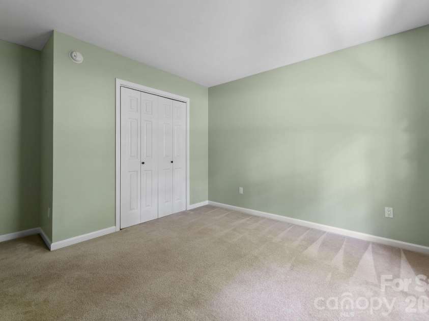 1 Pickwick Road, Asheville, NC 28803.  MLS# CAR4383944, YatesRealty ID 33210. Bedroom number 2