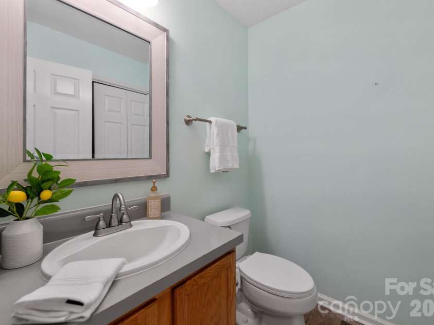 1 Pickwick Road, Asheville, NC 28803.  MLS# CAR4383944, YatesRealty ID 33210. Downstirs half bath and laundry room.