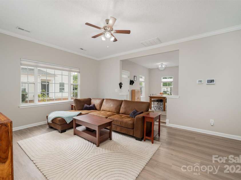 12223 Savannah Garden Drive, Charlotte, NC 28273.  MLS# CAR4274964, YatesRealty ID 33210. 