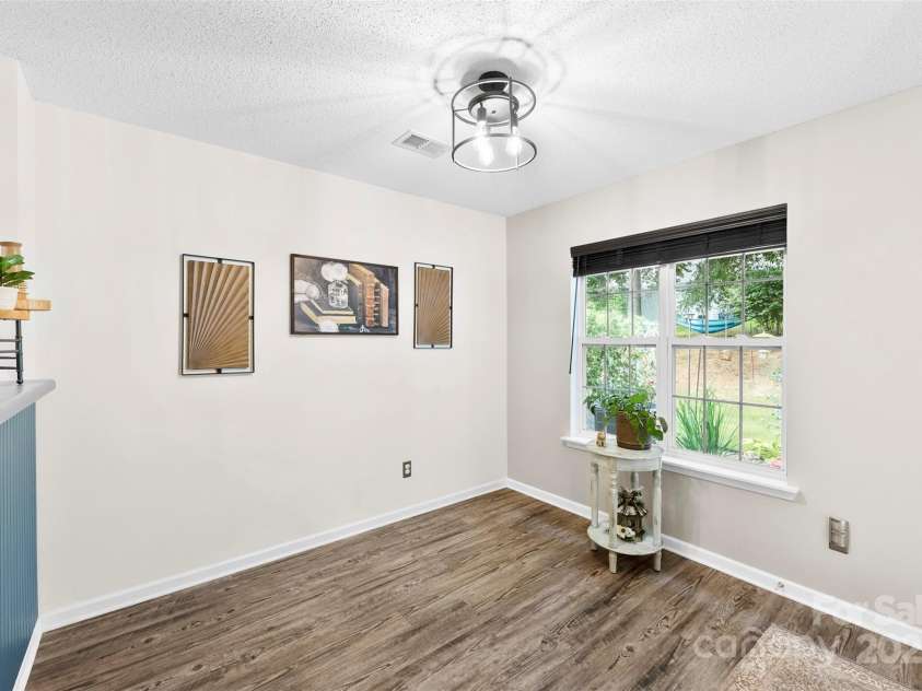 1352 Walnut Hill Drive, Rock Hill, SC 29732.  MLS# CAR4279981, YatesRealty ID 33211. 