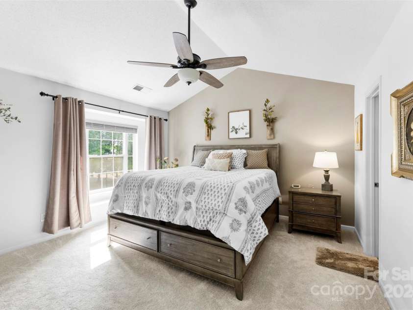 1352 Walnut Hill Drive, Rock Hill, SC 29732.  MLS# CAR4279981, YatesRealty ID 33211. 