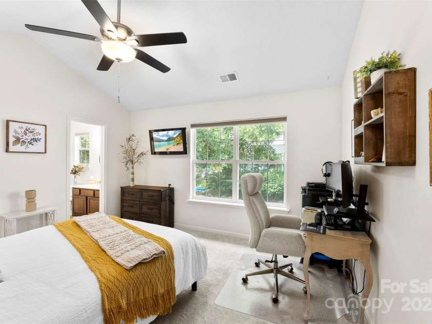 1352 Walnut Hill Drive, Rock Hill, SC 29732.  MLS# CAR4279981, YatesRealty ID 33211. 