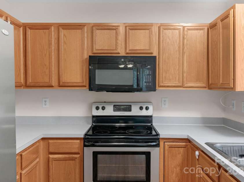 923 Buttermilk Lane, Monroe, NC 28110.  MLS# CAR4286325, YatesRealty ID 33212. 