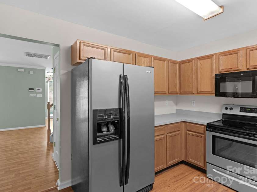 923 Buttermilk Lane, Monroe, NC 28110.  MLS# CAR4286325, YatesRealty ID 33212. 