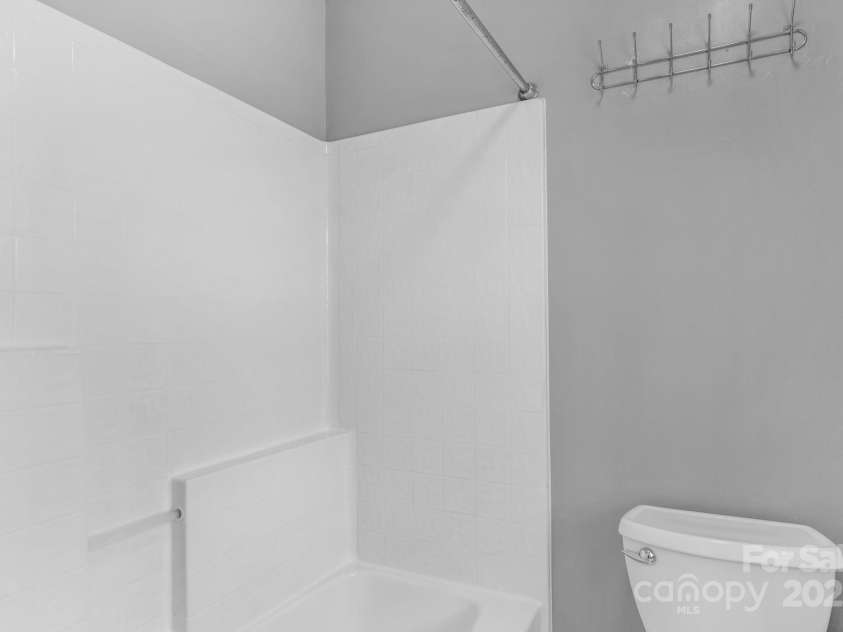 923 Buttermilk Lane, Monroe, NC 28110.  MLS# CAR4286325, YatesRealty ID 33212. 