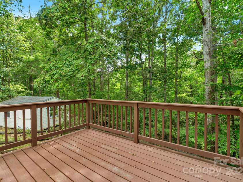923 Buttermilk Lane, Monroe, NC 28110.  MLS# CAR4286325, YatesRealty ID 33212. 
