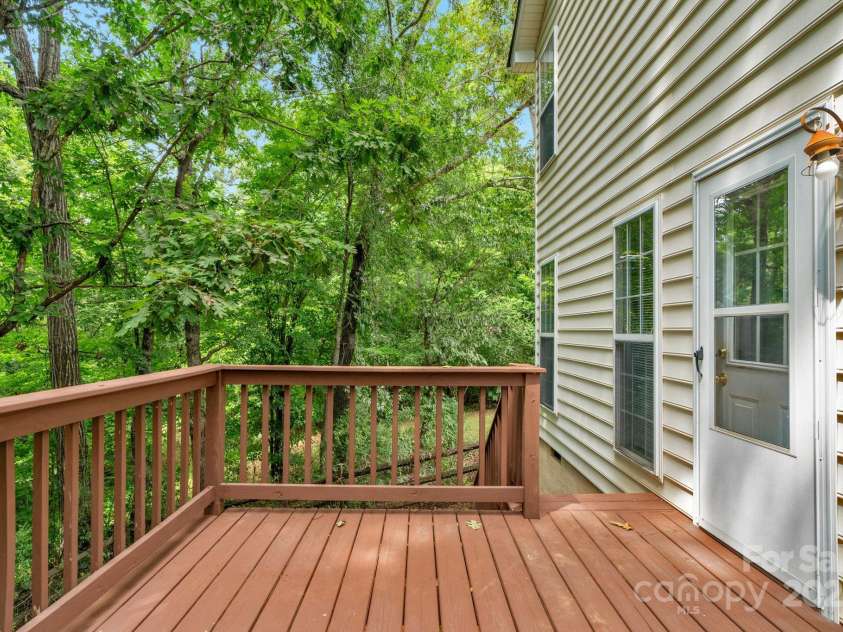 923 Buttermilk Lane, Monroe, NC 28110.  MLS# CAR4286325, YatesRealty ID 33212. 
