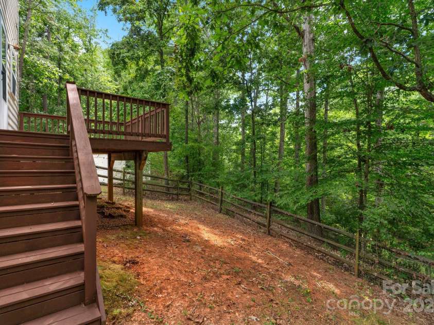 923 Buttermilk Lane, Monroe, NC 28110.  MLS# CAR4286325, YatesRealty ID 33212. 