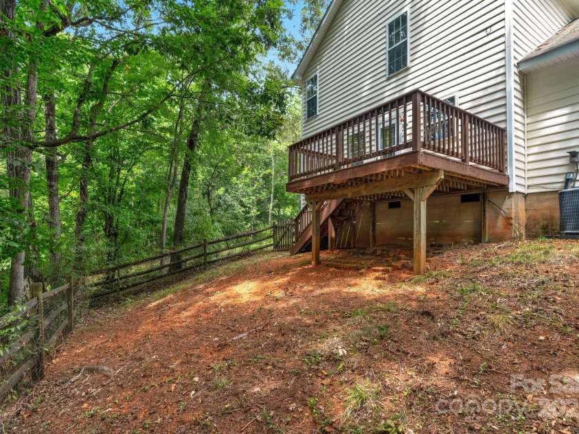 923 Buttermilk Lane, Monroe, NC 28110.  MLS# CAR4286325, YatesRealty ID 33212. 