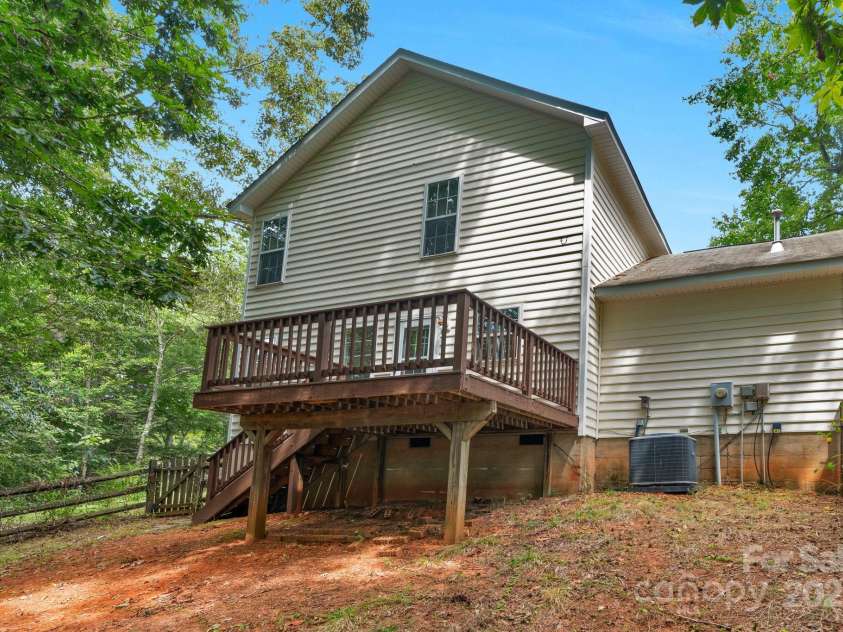 923 Buttermilk Lane, Monroe, NC 28110.  MLS# CAR4286325, YatesRealty ID 33212. 
