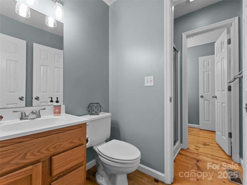 148 Piney Overlook Lane, Saluda, NC 28773.  MLS# CAR4284735, YatesRealty ID 33213. Tiny space, total cabin vibes