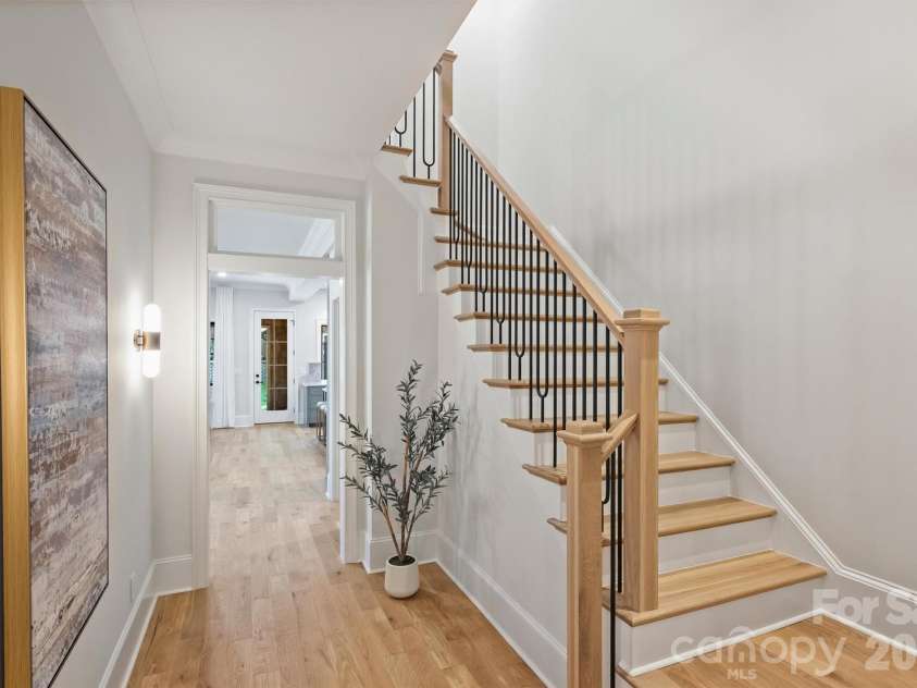 509 Tremont Avenue, Charlotte, NC 28203.  MLS# CAR4394398, YatesRealty ID 33213. 
