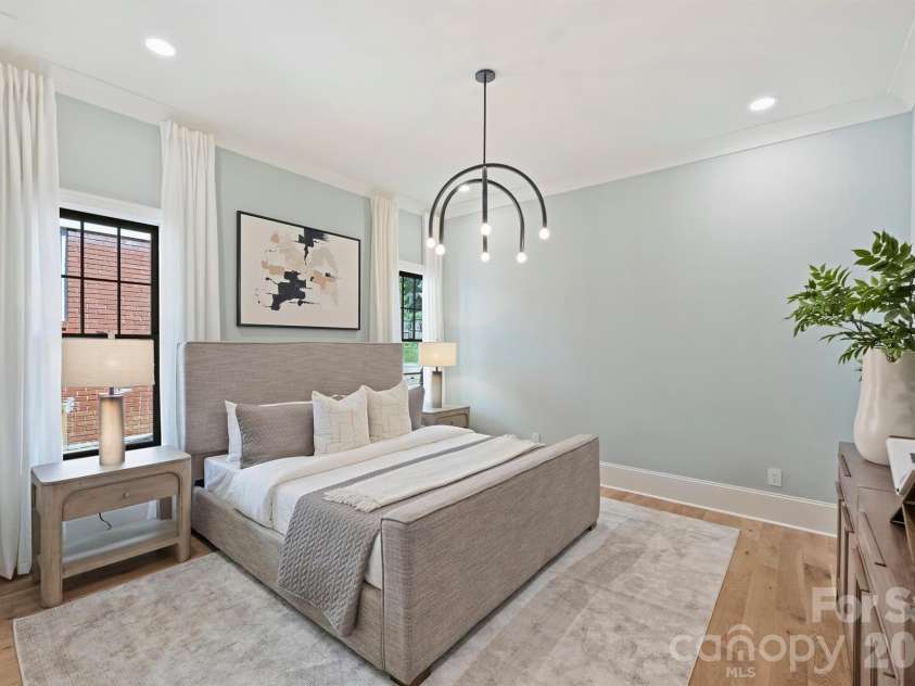 509 Tremont Avenue, Charlotte, NC 28203.  MLS# CAR4394398, YatesRealty ID 33213. 