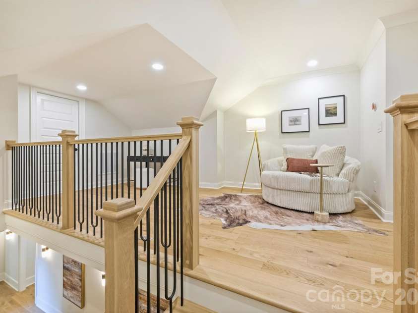 509 Tremont Avenue, Charlotte, NC 28203.  MLS# CAR4394398, YatesRealty ID 33213. 