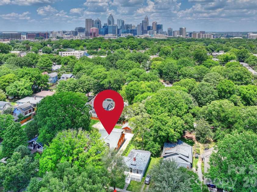 509 Tremont Avenue, Charlotte, NC 28203.  MLS# CAR4394398, YatesRealty ID 33213. 