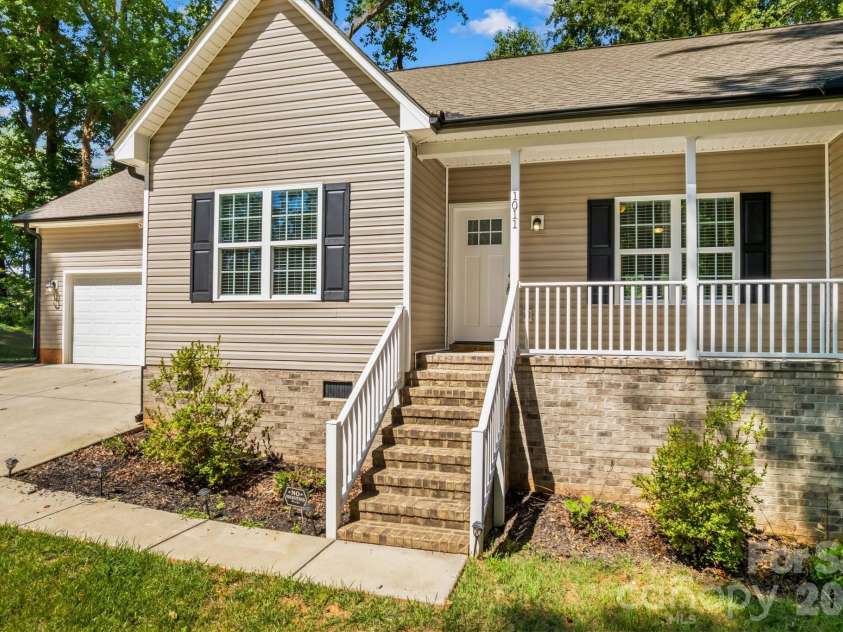 1011 Terrace Drive, Salisbury, NC 28146.  MLS# CAR4394693, YatesRealty ID 33214. 
