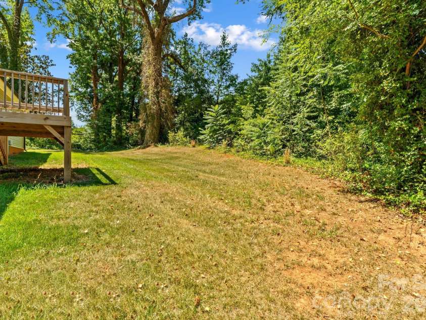 1011 Terrace Drive, Salisbury, NC 28146.  MLS# CAR4394693, YatesRealty ID 33214. 