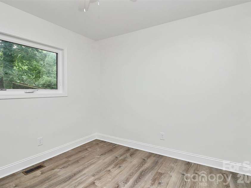 3211 Lancaster Highway, Monroe, NC 28112.  MLS# CAR4284989, YatesRealty ID 33214. 