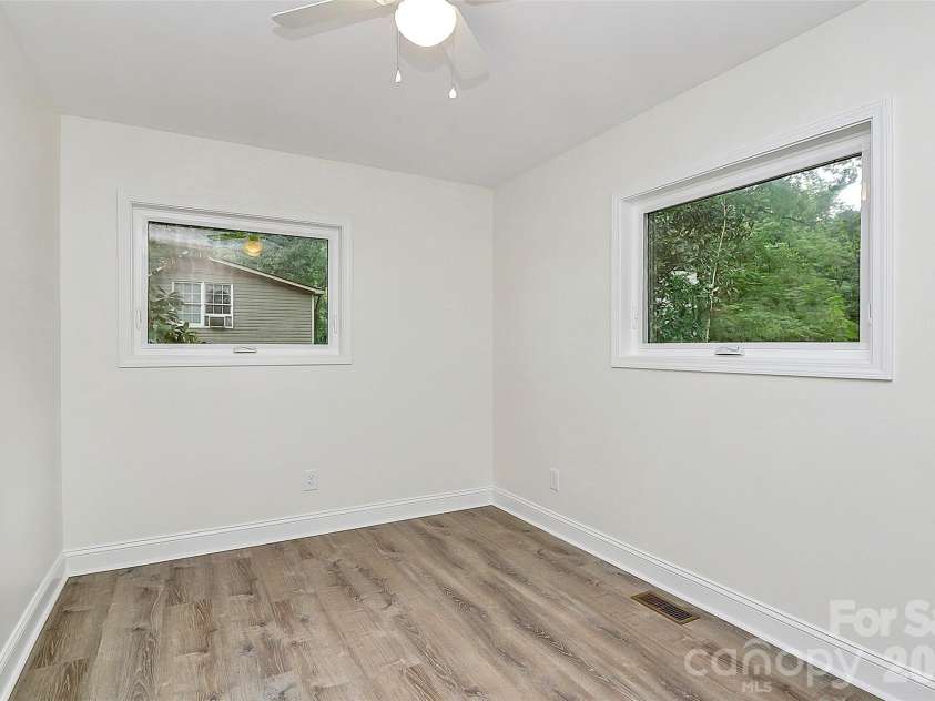 3211 Lancaster Highway, Monroe, NC 28112.  MLS# CAR4284989, YatesRealty ID 33214. 