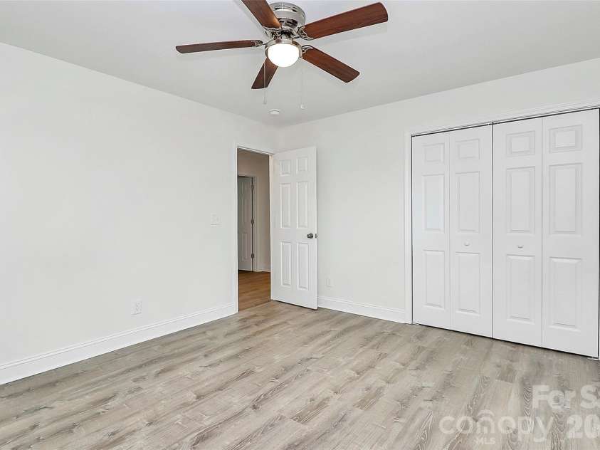 3211 Lancaster Highway, Monroe, NC 28112.  MLS# CAR4284989, YatesRealty ID 33214. 