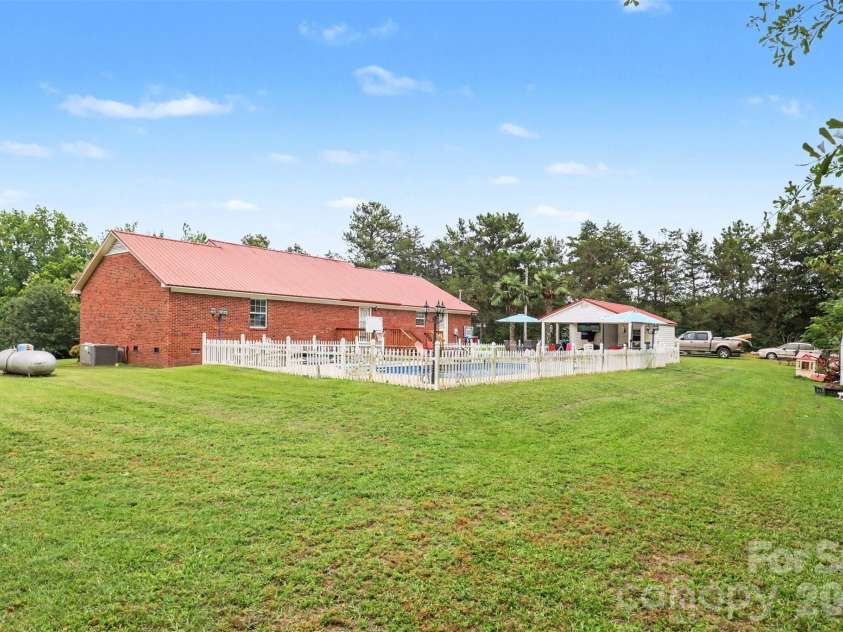 5033 Musket Road, Heath Springs, SC 29058.  MLS# CAR4394150, YatesRealty ID 33217. 