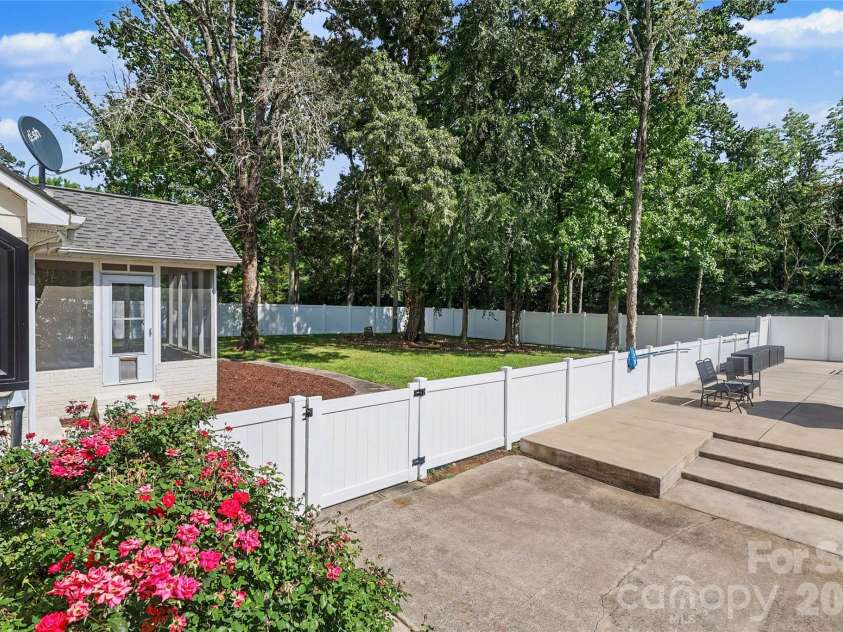 227 Dileen Drive, Concord, NC 28025.  MLS# CAR4396779, YatesRealty ID 33219. Welcome to this BEAUTIFUL OASIS!!!!!