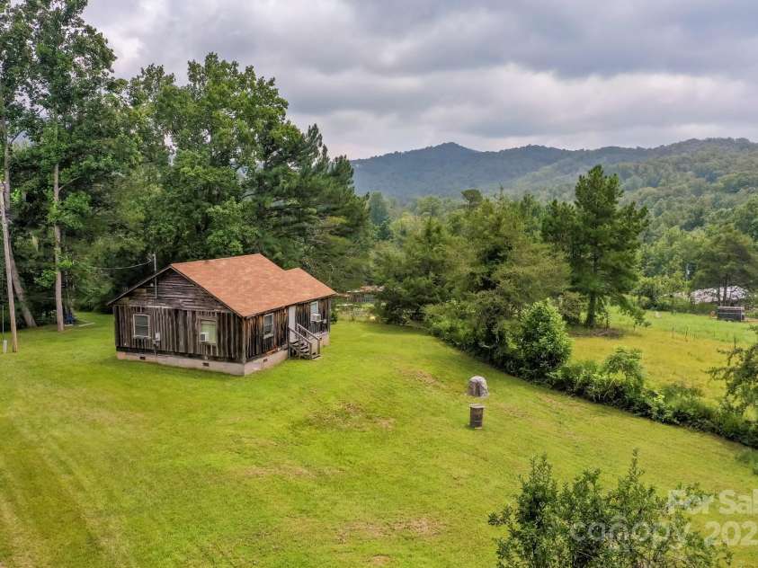 600 Hemphill Road, Union Mills, NC 28167.  MLS# CAR4291240, YatesRealty ID 33219. 