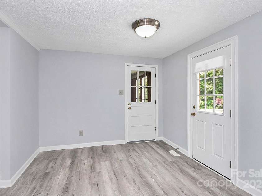 1613 Ohenry Lane, Fort Mill, SC 29708.  MLS# CAR4193922, YatesRealty ID 3322. Dining Area