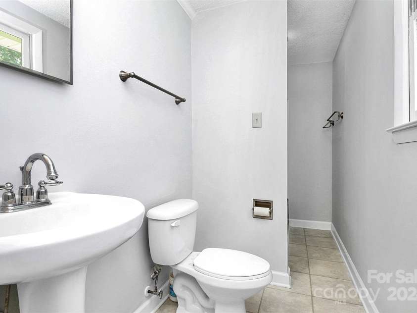 1613 Ohenry Lane, Fort Mill, SC 29708.  MLS# CAR4193922, YatesRealty ID 3322. Primary BA